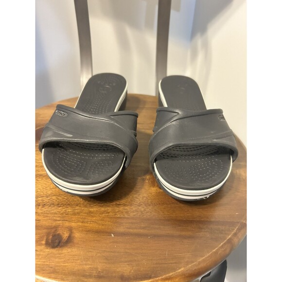 Women’s Crocs Sandal Black With White Stripe US Size 7 Criss Cross Slip-On Wedge - Picture 2 of 6